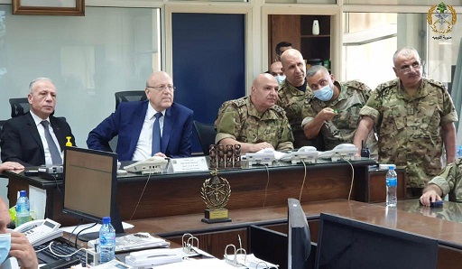 الرئيس ميقاتي يتابع مجريات الاوضاع مباشرة من غرفة عمليات قيادة الجيش 