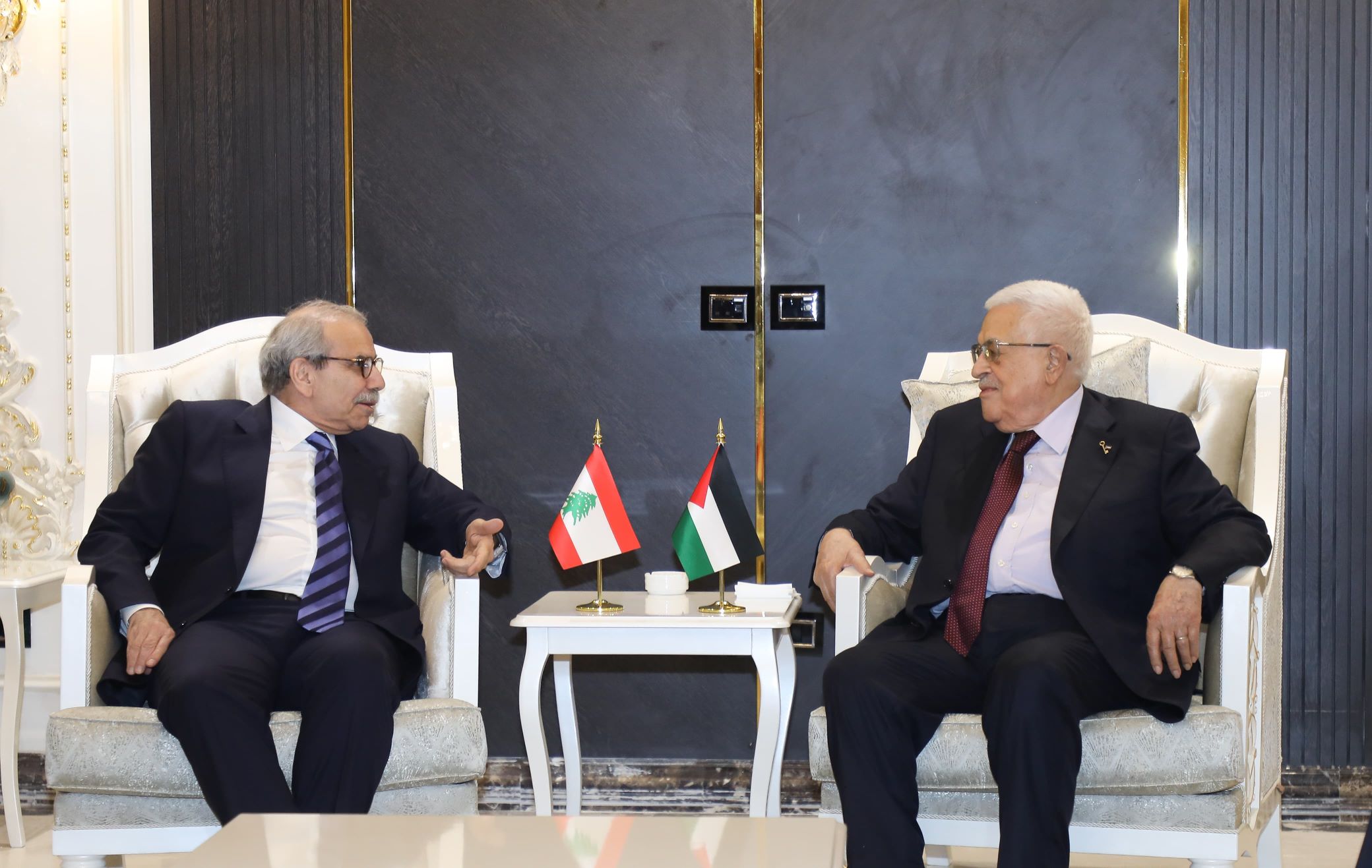 الرئيس سلام يلتقي الرئيس الفلسطيني محمود عباس