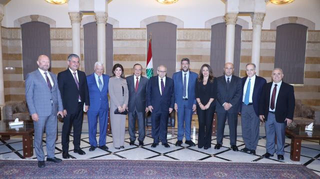 الرئيس سلام يستقبل وفدا من المجلس التنفيذي للرابطة المارونية