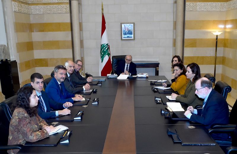 الرئيس سلام يستقبل المستشارَ الاقتصادي للمبعوث الخاص لرئيس الجمهورية الفرنسية إلى لبنان جاك دو لا جوجي