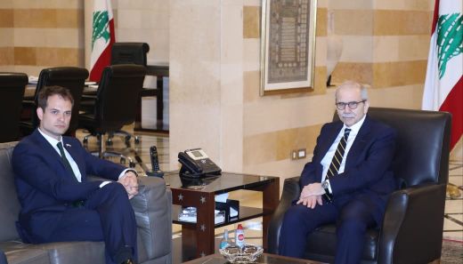 الرئيس سلام يستقبل وزير الدولة البريطاني لشؤون الشرق الأوسط وشمال أفريقيا نيكولا فالكونر