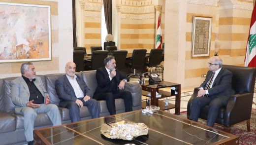 الرئيس سلام يستقبل الشيخ طلال الضاهر على رأس وفد من العشائر العربية في خلدة