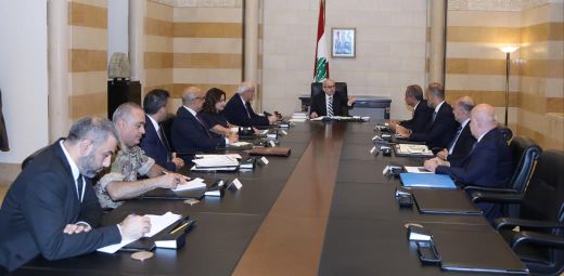 الرئيس سلام يعقد اجتماعاً مركزياً خُصّص لبحث إطلاق مشاريع التعافي في المناطق التجريبية
