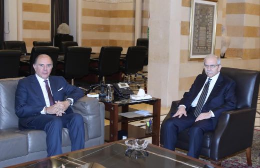 الرئيس سلام يستقبل حاكم مصرف لبنان  كريم سعيد