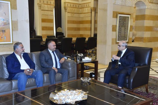 الرئيس سلام يستقبل النائب الدكتور شربل مسعد 